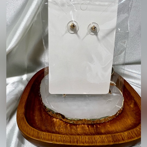 Large Brown Dangle Earrings - Picture 3 of 4